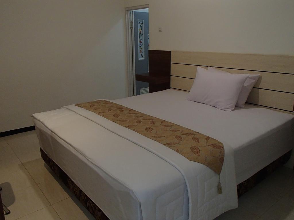 Shakila Pensión Malang Habitación foto