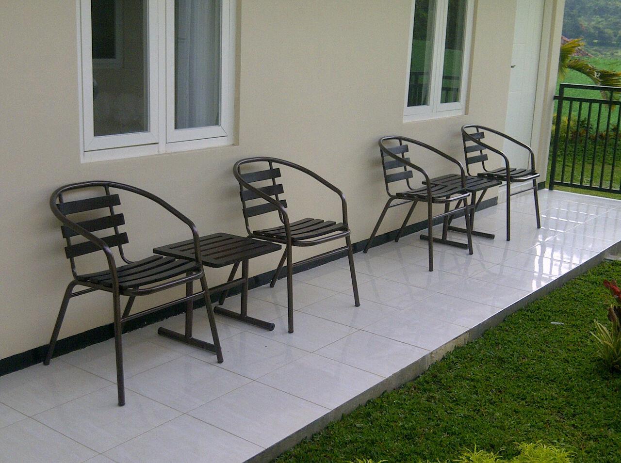 Shakila Pensión Malang Exterior foto